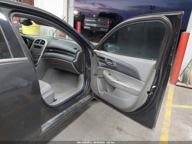 Chevrolet MALIBU LS 2015 1G11B5SL7FF339212 Image 5