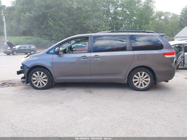 Продаж на аукціоні авто 2011 Toyota Sienna Le, vin: 5TDJK3DC8BS029184, номер лоту: 45962975