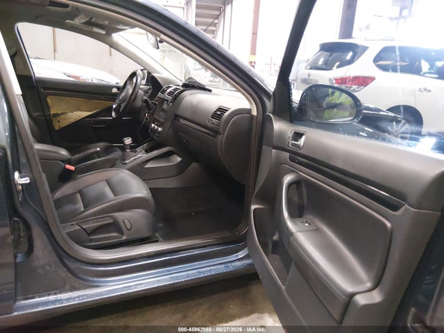 2010 Volkswagen Jetta Se მანქანა იყიდება აუქციონზე, vin: 3VWRX7AJ1AM028985, აუქციონის ნომერი: 45962980