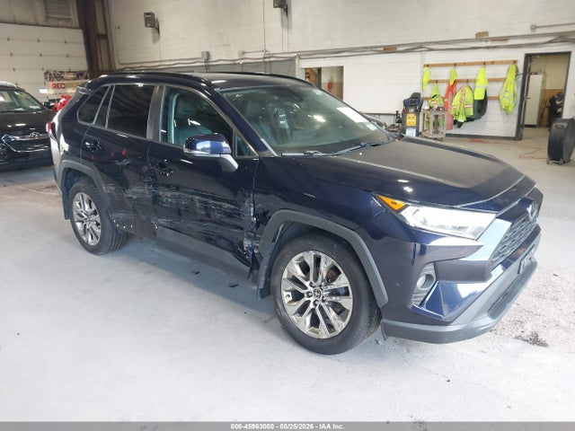 45963000 :رقم المزاد ، 2T3A1RFV9MW219422 vin ، 2021 Toyota Rav4 Xle Premium مزاد بيع
