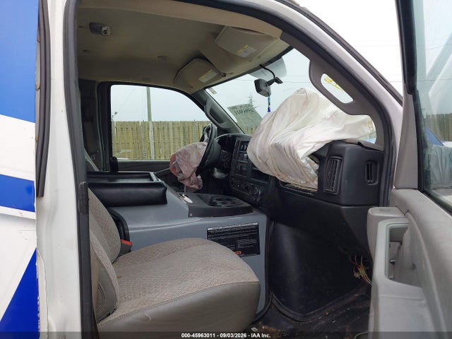 2016 Chevrolet Express 3500 Work Van მანქანა იყიდება აუქციონზე, vin: 1GCZGHFF8G1245629, აუქციონის ნომერი: 45963011