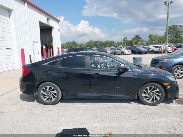45963018 :رقم المزاد ، 19XFC2F77GE021656 vin ، 2016 Honda Civic Ex مزاد بيع