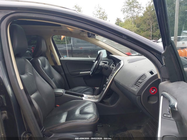 45963050 :رقم المزاد ، YV4902DZ6C2293629 vin ، 2012 Volvo Xc60 T6/t6 Platinum/t6 Premier Plus/t6 R-design/t6 R-design Platinum/t6 R-design Premier Plus مزاد بيع
