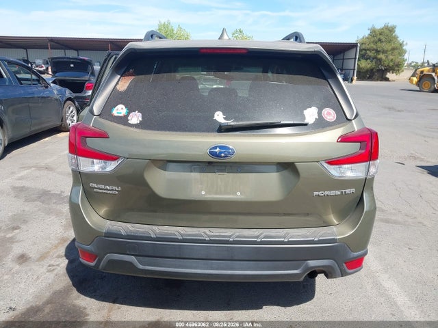Продаж на аукціоні авто 2022 Subaru Forester Premium, vin: JF2SKAEC4NH416705, номер лоту: 45963062