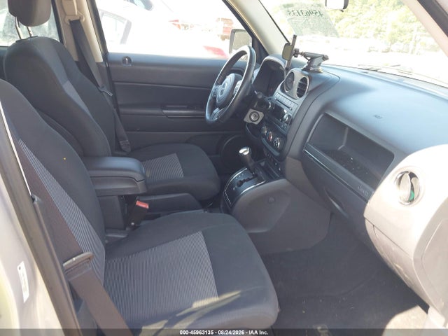 45963135 :رقم المزاد ، 1J4NT1GA1BD132336 vin ، 2011 Jeep Patriot Sport مزاد بيع