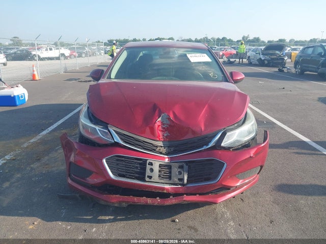 Продаж на аукціоні авто 2018 Chevrolet Cruze Lt Auto, vin: 1G1BE5SM7J7123321, номер лоту: 45963141