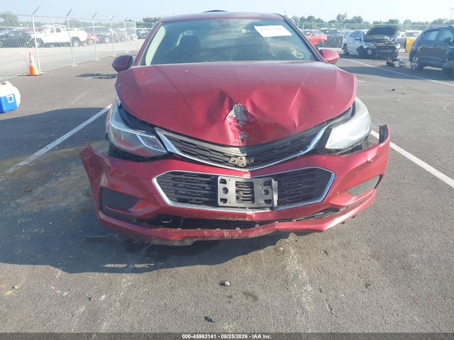 Продаж на аукціоні авто 2018 Chevrolet Cruze Lt Auto, vin: 1G1BE5SM7J7123321, номер лоту: 45963141