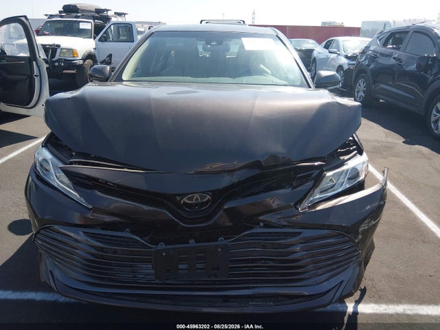 Toyota CAMRY XLE 2018 4T1B11HK2JU017857 Image 12