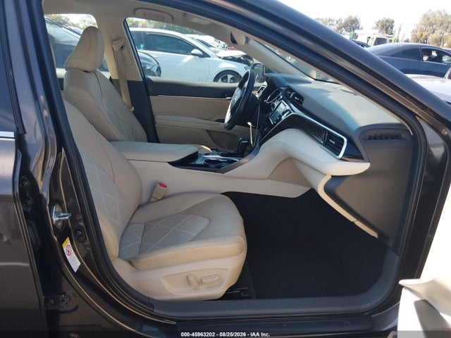 Toyota CAMRY XLE 2018 4T1B11HK2JU017857 Image 5