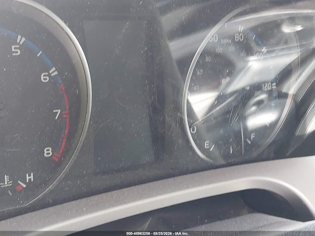 Toyota Rav4 Xle 2018 JTMRFREVXJJ180923 Image 14