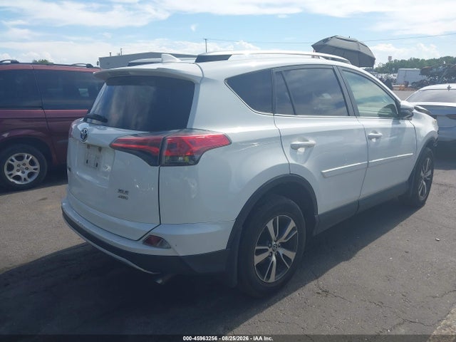 Toyota Rav4 Xle 2018 JTMRFREVXJJ180923 Image 4