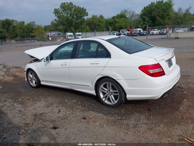 45963290 :رقم المزاد ، WDDGF8AB3EA908008 vin ، 2014 Mercedes-benz C 300 Sport 4matic مزاد بيع