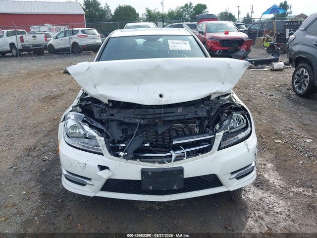 45963290 :رقم المزاد ، WDDGF8AB3EA908008 vin ، 2014 Mercedes-benz C 300 Sport 4matic مزاد بيع