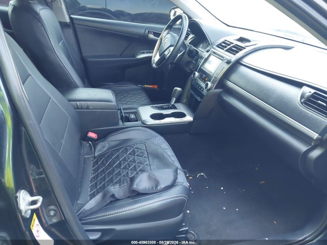 45963300 :رقم المزاد ، 4T1BF1FK4EU324098 vin ، 2014 Toyota Camry Se مزاد بيع