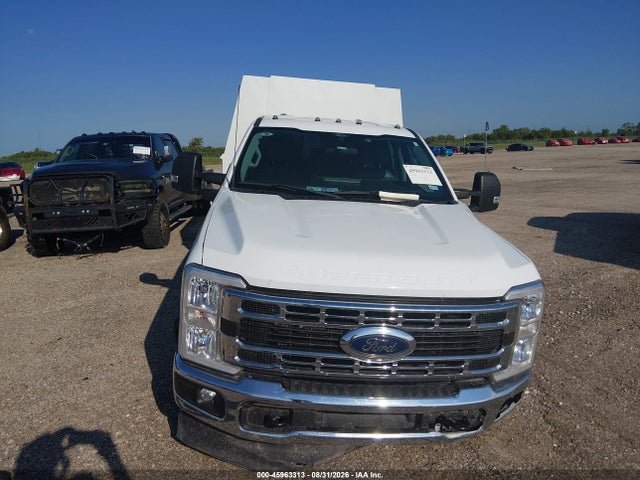 45963313 :رقم المزاد ، 1FD8W3HN4REF29269 vin ، 2024 Ford F-350 Chassis Xl مزاد بيع