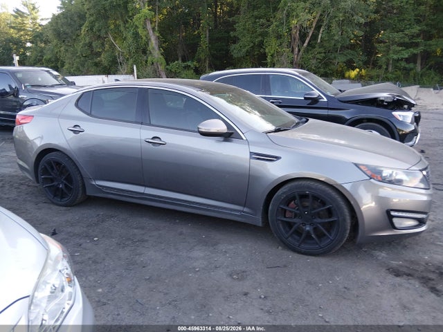 2013 Kia Optima Sx მანქანა იყიდება აუქციონზე, vin: 5XXGR4A60DG205255, აუქციონის ნომერი: 45963314