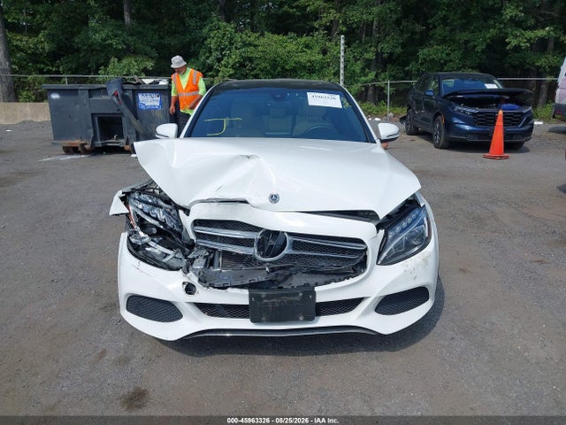 Продажа на аукционе авто 2018 Mercedes-benz C 300, vin: WDDWF4JB6JR398821, номер лота: 45963326