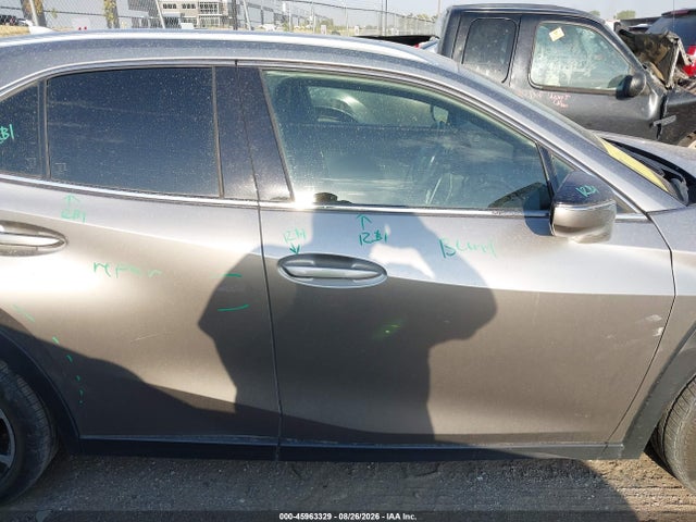 Продажа на аукционе авто 2019 Lexus Ux 200, vin: JTHY3JBH7K2010727, номер лота: 45963329