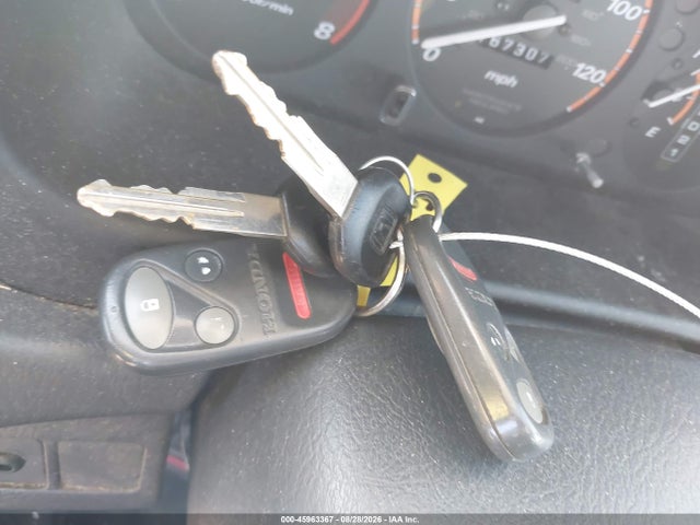 Продажа на аукционе авто 2001 Honda Cr-v Ex, vin: JHLRD18641S027883, номер лота: 45963367