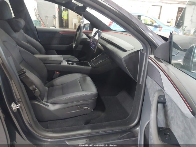 Tesla Model Y 2026 7SAYGAEE1TF676118 Image 5