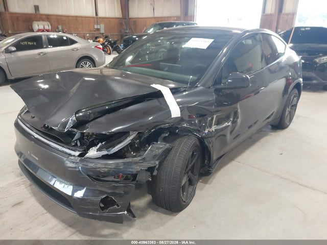 Tesla Model Y 2026 7SAYGAEE1TF676118 Image 6