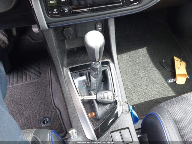 Toyota COROLLA SE 2018 5YFBURHE5JP789397 Image 11
