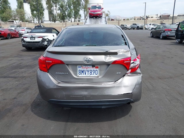 Toyota COROLLA SE 2018 5YFBURHE5JP789397 Image 16
