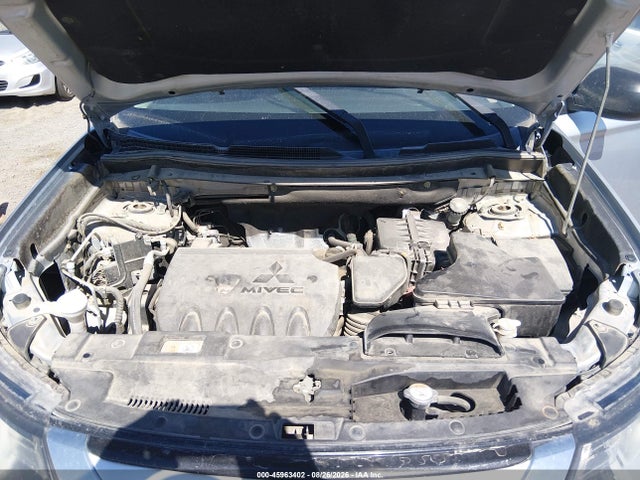 Mitsubishi Outlander Es 2017 JA4AZ2A37HZ070529 Image 10
