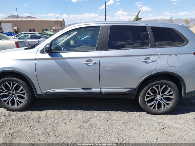 Mitsubishi Outlander Es 2017 JA4AZ2A37HZ070529 Image 14