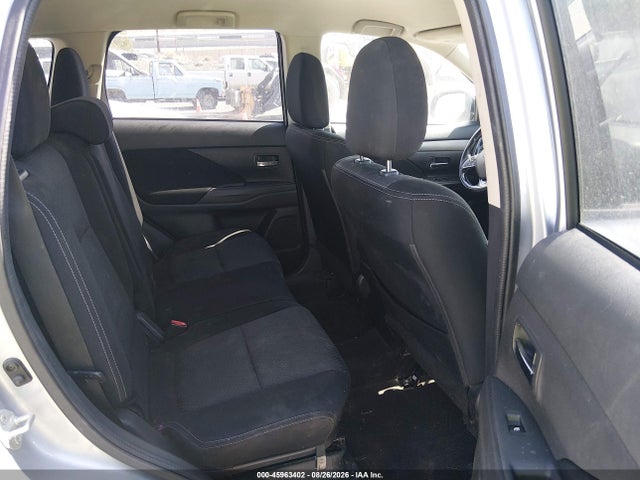 Mitsubishi Outlander Es 2017 JA4AZ2A37HZ070529 Image 8