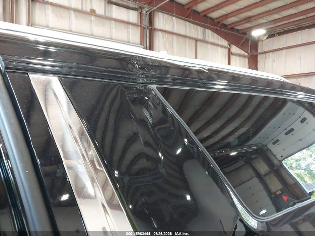 2023 Chevrolet Suburban 4wd Lt მანქანა იყიდება აუქციონზე, vin: 1GNSKCKD4PR332928, აუქციონის ნომერი: 45963444
