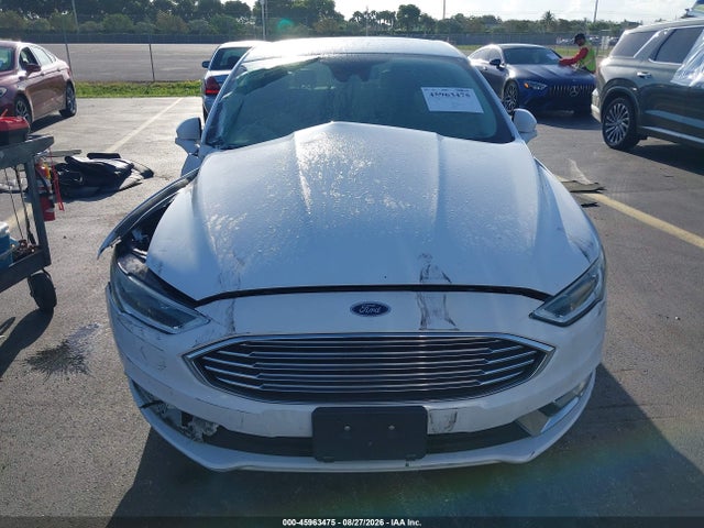 45963475 :رقم المزاد ، 3FA6P0LUXHR410049 vin ، 2017 Ford Fusion Hybrid Se مزاد بيع