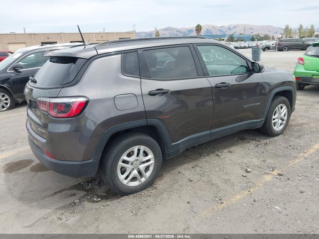 45963501 :رقم المزاد ، 3C4NJCAB6JT368188 vin ، 2018 Jeep Compass Sport Fwd مزاد بيع