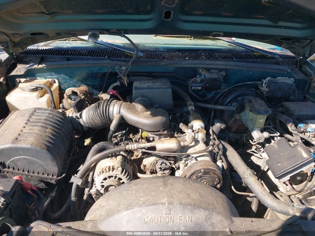 1997 Chevrolet Suburban 1500 მანქანა იყიდება აუქციონზე, vin: 1GNEC16R0VJ430838, აუქციონის ნომერი: 45963526
