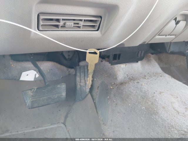 1997 Chevrolet Suburban 1500 მანქანა იყიდება აუქციონზე, vin: 1GNEC16R0VJ430838, აუქციონის ნომერი: 45963526