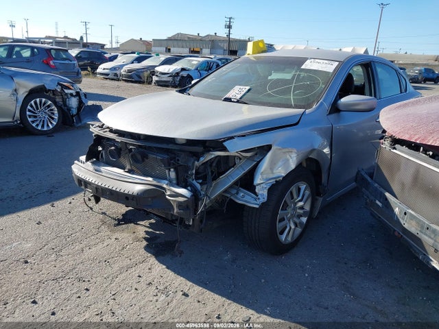 Nissan Altima 2.5 S 2015 1N4AL3AP6FC417810 Image 2