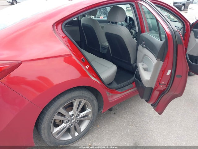 2018 Hyundai Elantra Sel მანქანა იყიდება აუქციონზე, vin: KMHD84LF6JU472694, აუქციონის ნომერი: 45963619