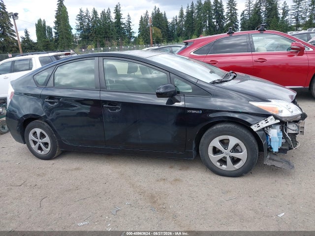 Toyota Prius Three 2015 JTDKN3DU1F0467056 Image 14