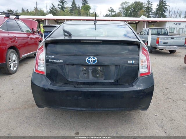 Toyota Prius Three 2015 JTDKN3DU1F0467056 Image 17