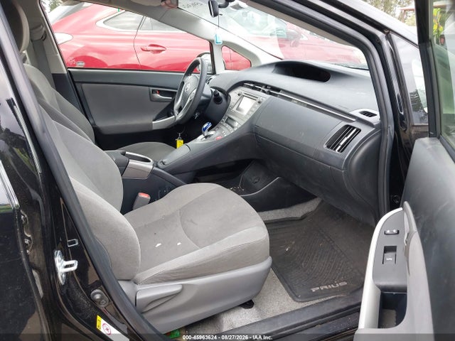 Toyota Prius Three 2015 JTDKN3DU1F0467056 Image 5