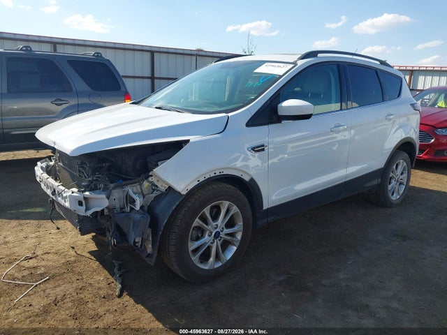 Ford ESCAPE SE 2017 1FMCU9G94HUD96203 Image 2