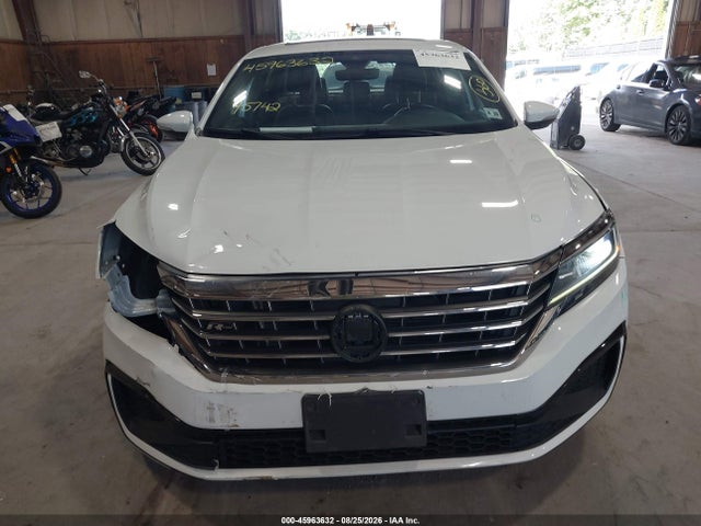 Aukcja sprzedaży 2021 Volkswagen Passat 2.0t R-line, vin: 1VWMA7A3XMC007040, numer aukcji: 45963632