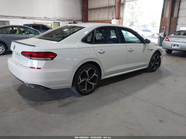 Aukcja sprzedaży 2021 Volkswagen Passat 2.0t R-line, vin: 1VWMA7A3XMC007040, numer aukcji: 45963632