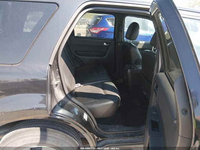 Продажа на аукционе авто 2011 Ford Escape Limited, vin: 1FMCU0EGXBKC66796, номер лота: 45963723