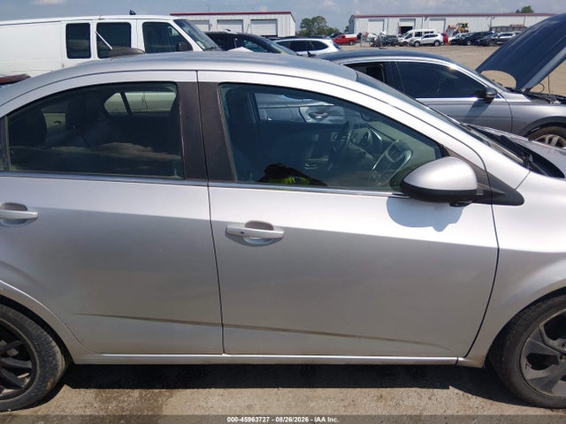 45963727 :رقم المزاد ، 1G1JF5SB3H4107703 vin ، 2017 Chevrolet Sonic Premier Auto مزاد بيع