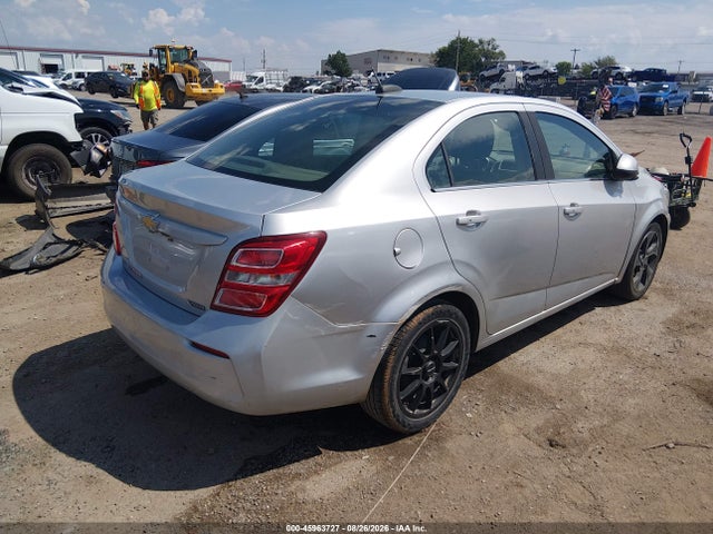 45963727 :رقم المزاد ، 1G1JF5SB3H4107703 vin ، 2017 Chevrolet Sonic Premier Auto مزاد بيع