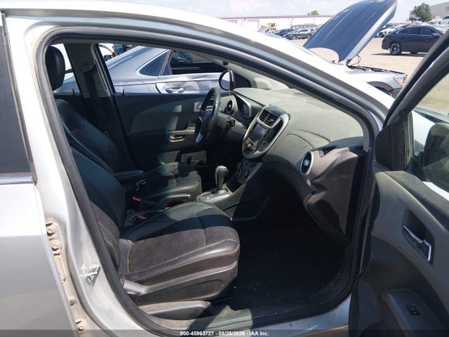 45963727 :رقم المزاد ، 1G1JF5SB3H4107703 vin ، 2017 Chevrolet Sonic Premier Auto مزاد بيع