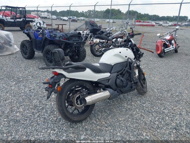 JH2RC690XEK000613 Honda CTX700