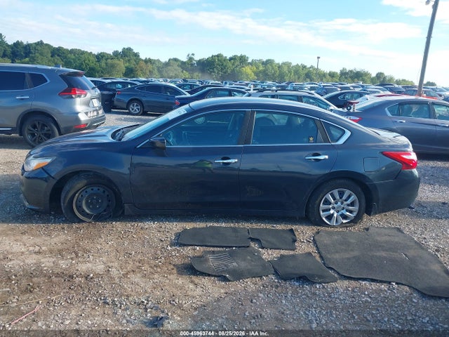 Продаж на аукціоні авто 2017 Nissan Altima 2.5 S, vin: 1N4AL3AP9HC295575, номер лоту: 45963744