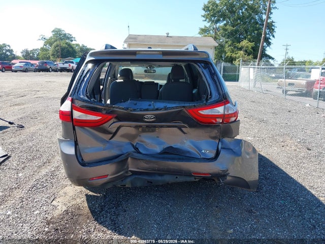 Продажа на аукционе авто 2016 Toyota Sienna Xle 8 Passenger, vin: 5TDYK3DC5GS704060, номер лота: 45963775